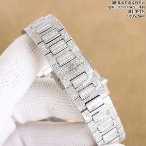 Patek Philippe Nautilus 7021 Réplique Montre de Luxe - Excellence AAA+ 1126286097 - macro shot | Nautilus